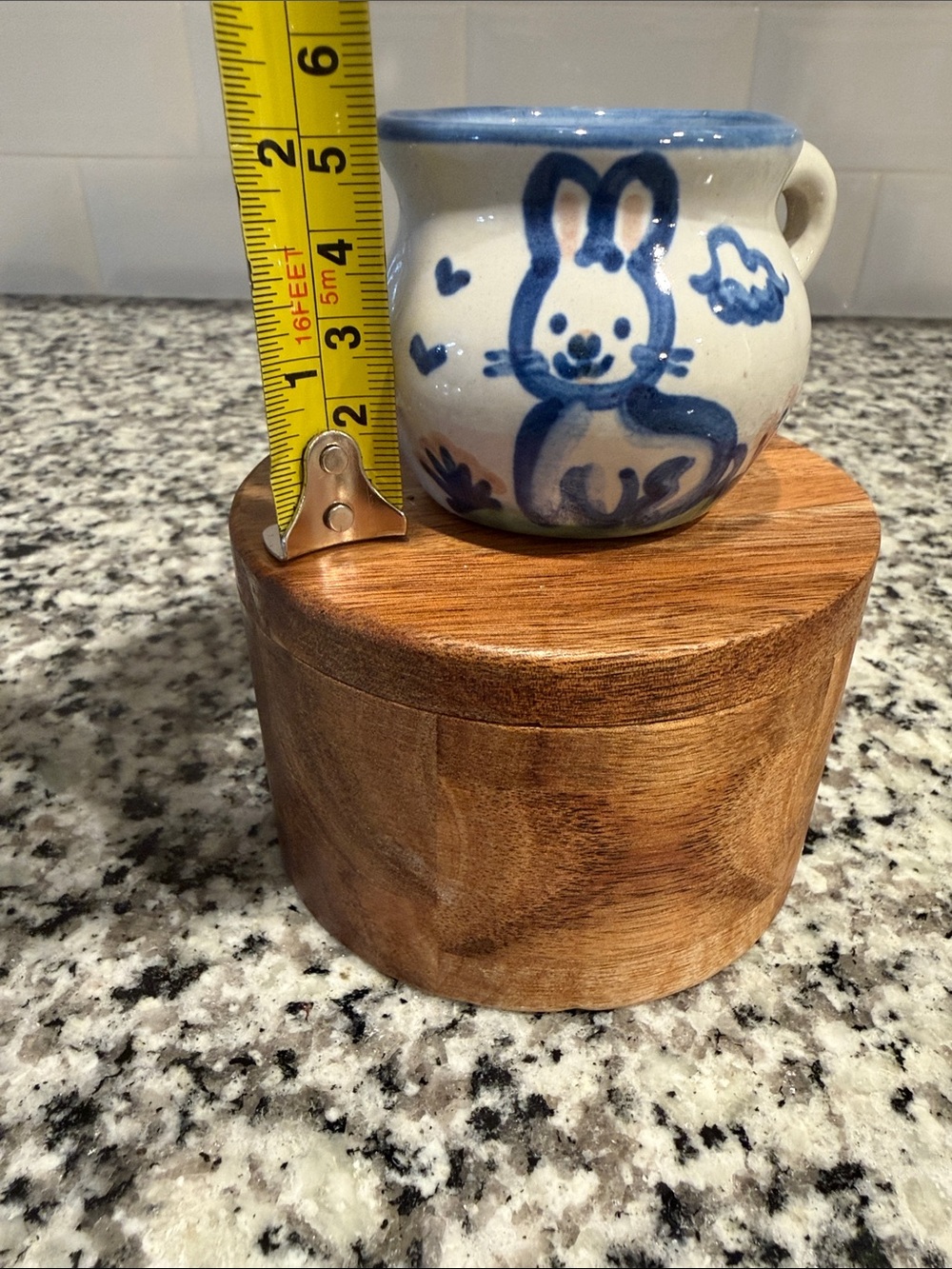Vtg MA Hadley pottery small creamer - Picture 5 of 6